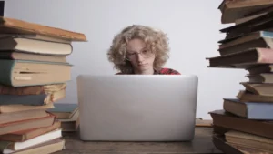 Simulado do Enem grátis no Gemini: como a IA do Google promete ajudar você a estudar em 2026